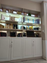 -Bollins波林丝•专研护发中心