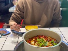 -晓彭肥肠鸡·泡椒鸡火锅(水木天地店)