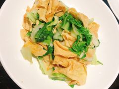 杭州小白菜炒豆皮-川旺角川粤融合菜•海景餐厅(星海广场店)