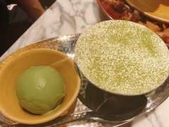 龙井提拉米苏-湖滨28中餐厅·西湖宴·杭州君悦酒店