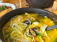 -桥香园过桥米线(国贸店)
