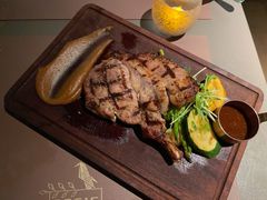 炭燒西班牙栗飼豬鞍-Oasis Bar & Grill