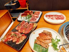 -拾勝牛·江景安格斯烧肉放题(江湾阳光天地店)
