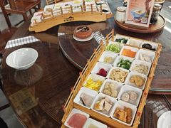-香麒园·过桥米线·南湖雅宴