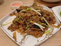 干炒牛河-粤域茶餐厅