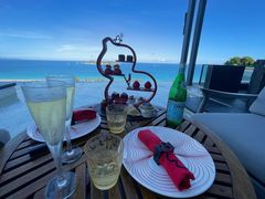 -瑰丽酒店·海吧·天际下午茶·现场DJ·天台酒吧