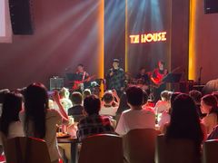 -TZ House音乐现场(来福士中心店)