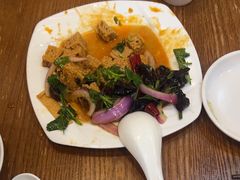 -溢香苑瓦罐(前进路店)