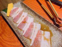 黑毛猪猪五花-山之屋炭火烧肉·生啤畅饮(大朗万科中央公园店)