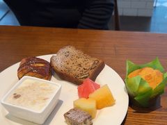 -昆山琶拉帝诗酒店·河畔咖啡厅Riverside Cafe