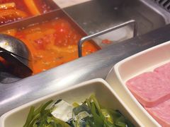 -海底捞火锅鲜切牛肉主题店(长寿路店)