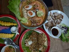 -Kat's Kitchen