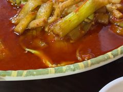 -汤锅大王(新平曹苏黄牛汤锅有限公司)