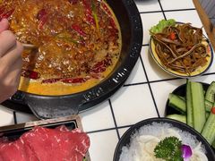 -卤校长重庆火锅(恒隆广场店)
