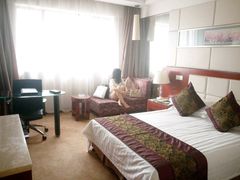 -南京双门楼宾馆(盐仓桥地铁站阅江楼店)