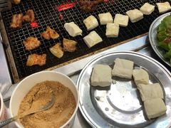 -邛海景风特色火盆烧烤店·烤串(月色风情小镇店)