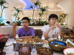 -小董哥烤串·爆汁大油边(故宫店)