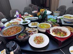 -有红鸡毛店·川菜(建设路店)