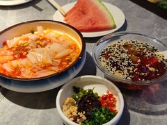 -野山舂·贵州现舂酸汤牛肉(民生路店)