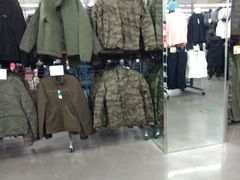-迪卡侬(西三旗店)