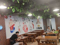 -小龙酒家(桂平路店)