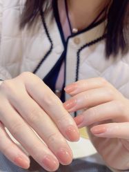 -桃色美甲沙龙