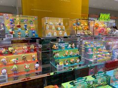 -泡泡玛特POPMART(蓝色港湾店)