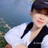 天很蓝，云很白，水很清，你很棒！