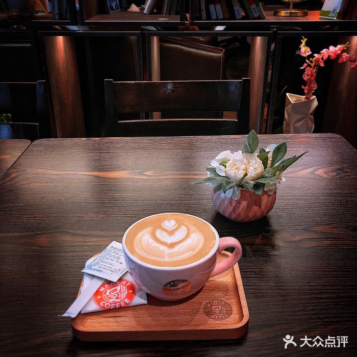漫猫咖啡拿铁咖啡图片 - 第1张