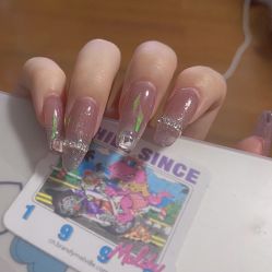 -七彩虹美甲美睫 半永久
