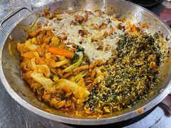 铁板烤辣鸡-山·烤辣鸡韩国料理(西溪路店)
