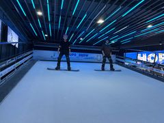 -Hopo Snow 城市滑雪空间(来福士广场购物中心店)