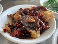 -嵩明马春能牛菜馆(七步场社区农贸市场店)