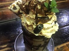 爆炸冰激淋巧克力-MIKAKU(万达广场上海宝山店)