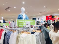-优衣库(南宁江南万达店)