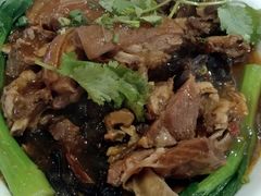 带皮小黄牛肉-琼菜坊·无鸡不成宴·海南菜老爸茶糟粕醋(海口骑楼老街店)