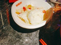 -胖哥俩肉蟹煲(长沙高铁吾悦广场店)