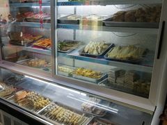 自助取餐区-陈氏老字号十三小炸炸店