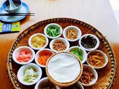 -包整·丝娃娃(一览甲秀楼风景店)