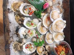 -鑫釜山海鲜烧烤(鑫丰国际店)