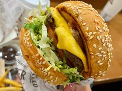 -The Habit Burger Grill 哈比特汉堡(世博店)
