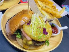 -龙治汉堡(中华城店)