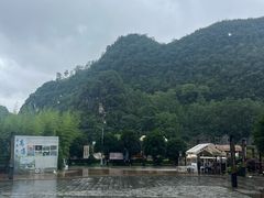 -高荡千年布依古寨旅游景区
