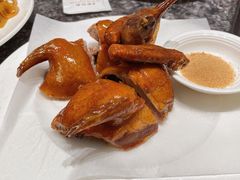 脆皮乳鸽-頂好酒家·经典粤菜(海信广场店)