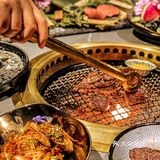 太原王者段位的和牛烤肉店，烤柿子烤菠萝