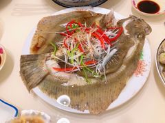 -渔人湾码头海鲜市场负二楼