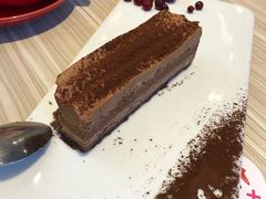 -必胜客(绿地新都会店)