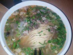 -西部马华清真兰州牛肉面·烧烤夜市(关东店)