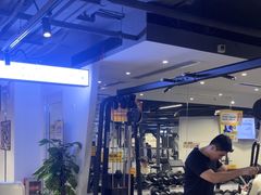 -超鹿运动(达信大厦店)
