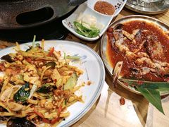 -青瓦餐厅·生鱼片·韩园烤肉(西塔店)